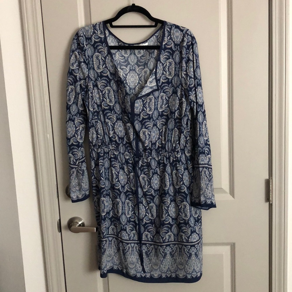 blue patterned dress